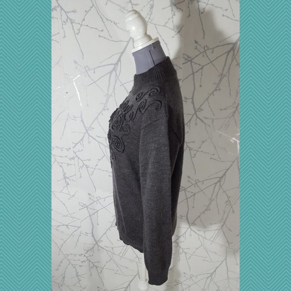 White Stag VTG Gray Wool Blend 3D Swirl Applique Mockneck Sweater - Picture 3 of 5